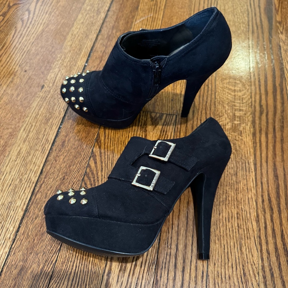 G by Guess Varian Gold Studded Heeled Suede Booties